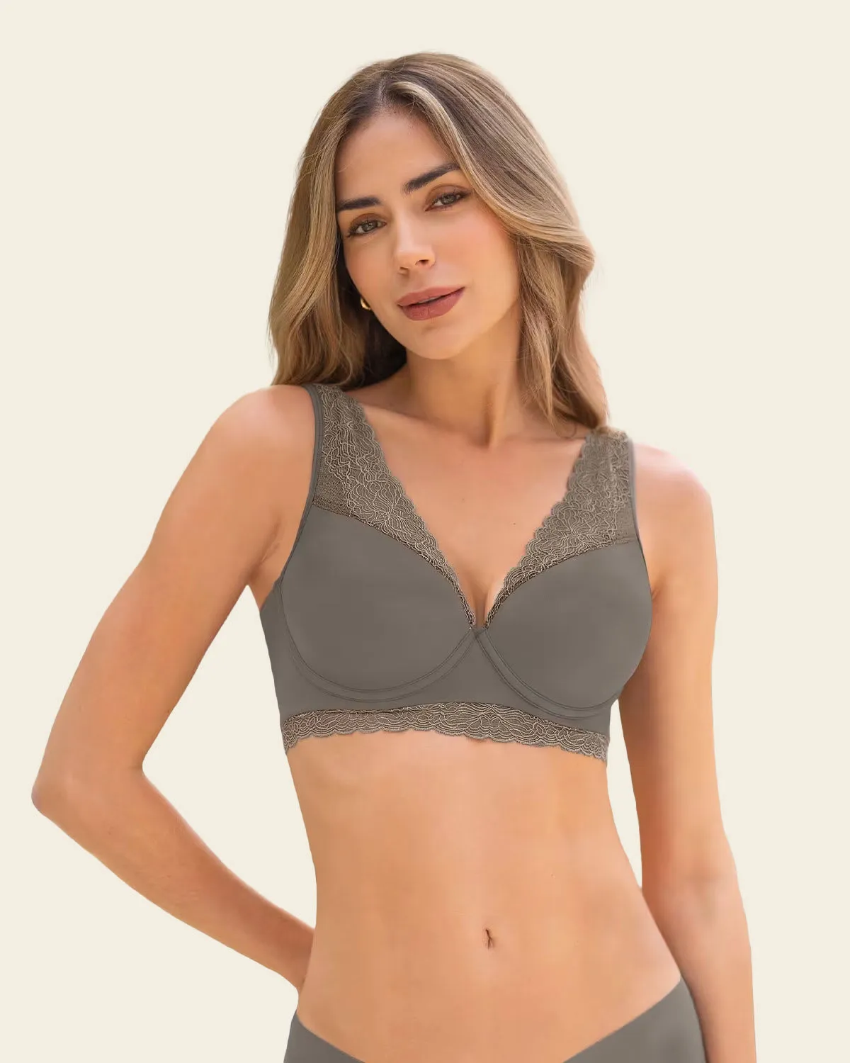 Deep Coverage Soft Lightly-Lined Lace Underwire Bra